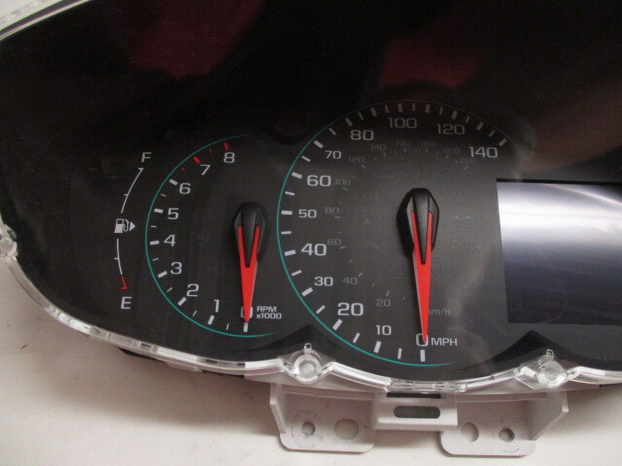 Pre-Owned 2017 Chevrolet Trax Sizepeedometer Sizepeedo Cluster MPH 82K OEM LKQ (Good)