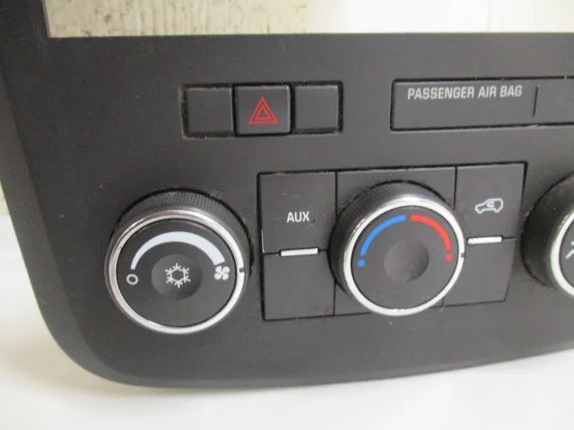 Pre-Owned 2010 Sizeaturn Outlook Front Manual Climate AC Heater Temperature Control OEM LKQ (Good)