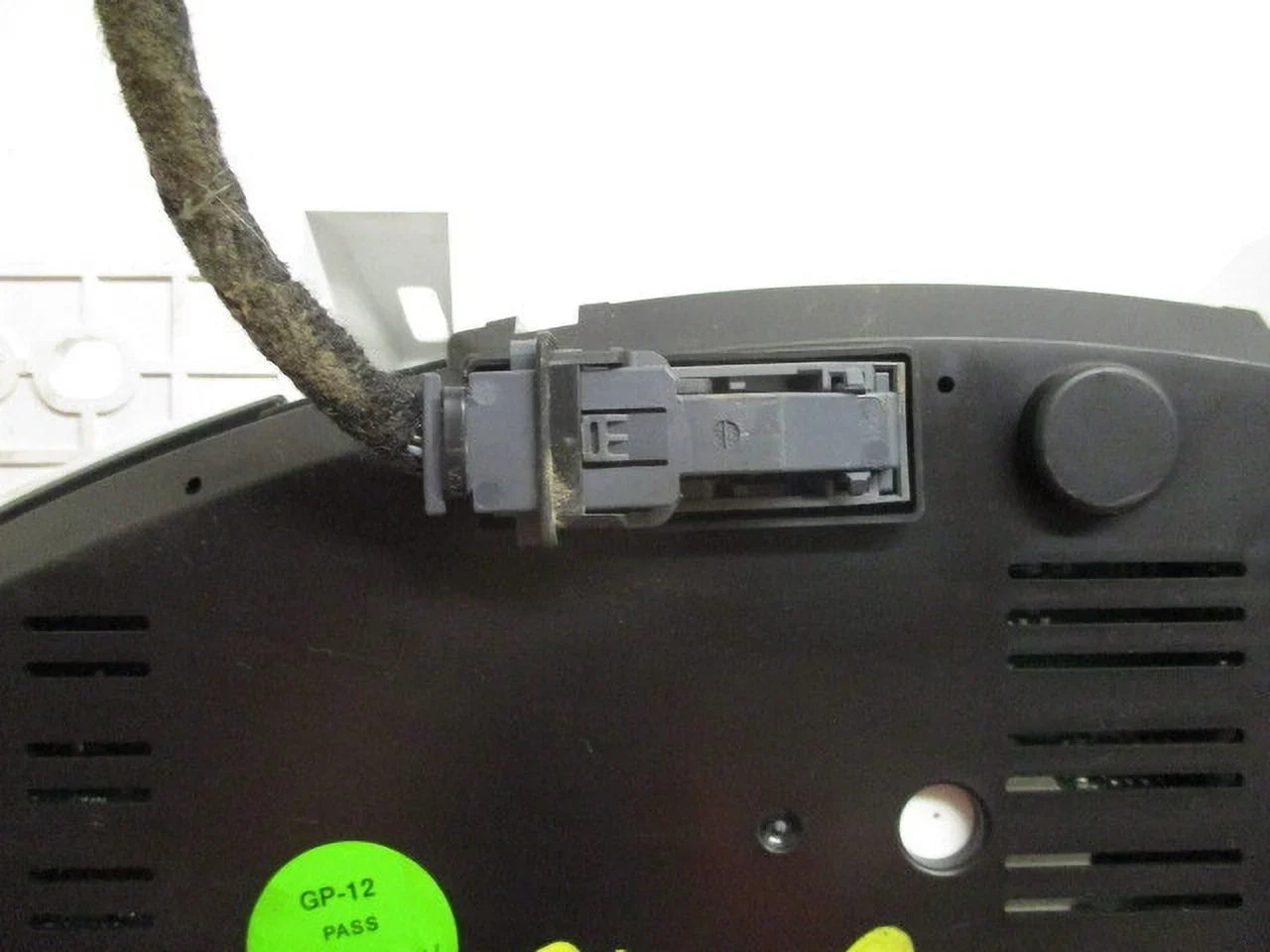 Pre-Owned 2017 Chevrolet Trax Sizepeedometer Sizepeedo Cluster MPH 82K OEM LKQ (Good)