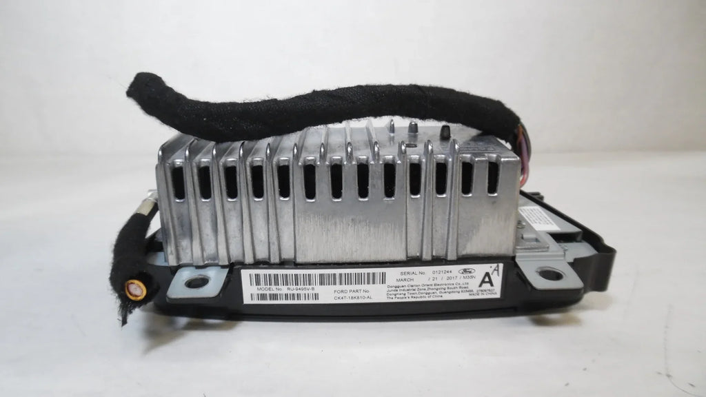 Pre-Owned 2016-2019 Ford Transit 250 AM-FM Radio Receiver w/ Control Panel & Display OEM (Good)
