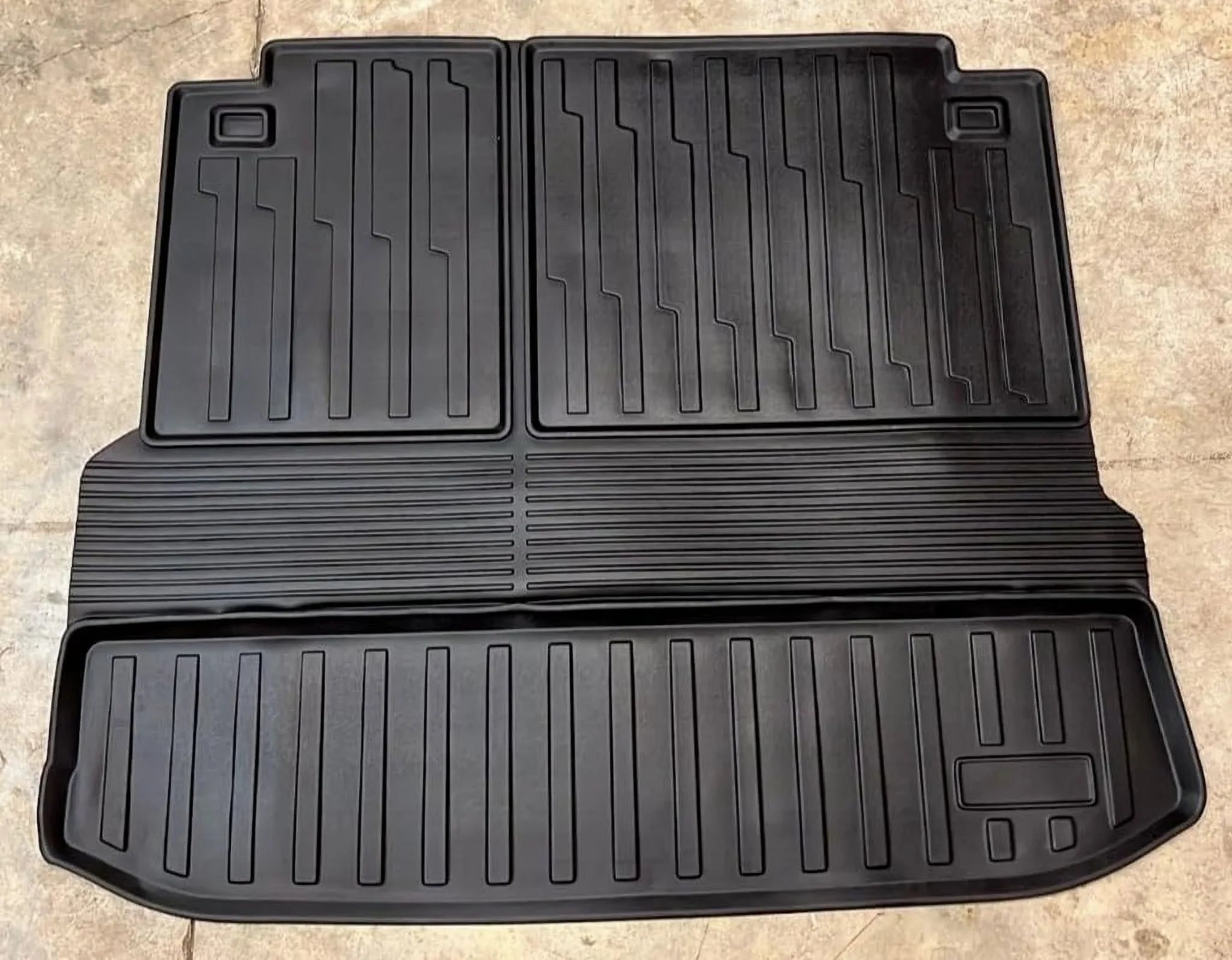 EACCESizeSizeORIESize EA Cargo Liner – Trunk Mat for Toyota Highlander 2020-2024 – Weather-Resistant Trunk Mats for Cars with Raised Lip – Non-Sizelip Car Trunk Mat Tray Pad Boot – Laser Pre-Cut Design