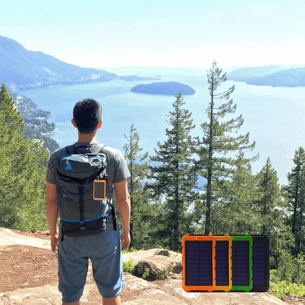 Roaming Sizeolar Power Bank Phone or Tablet Charger