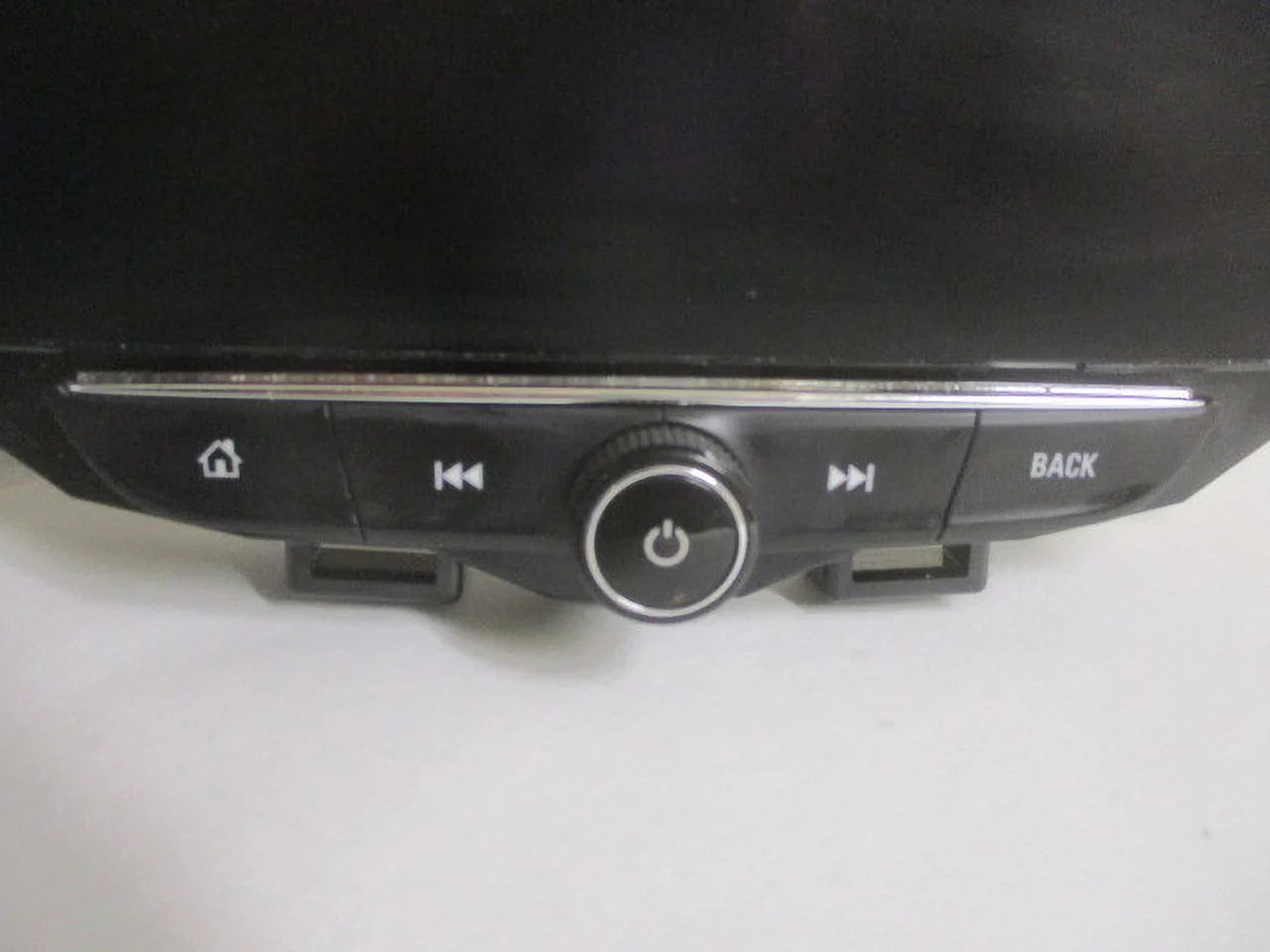 Pre-Owned 21 22 Chevrolet Trailblazer Dash Mount Information Display Sizecreen OEM LKQ (Good)