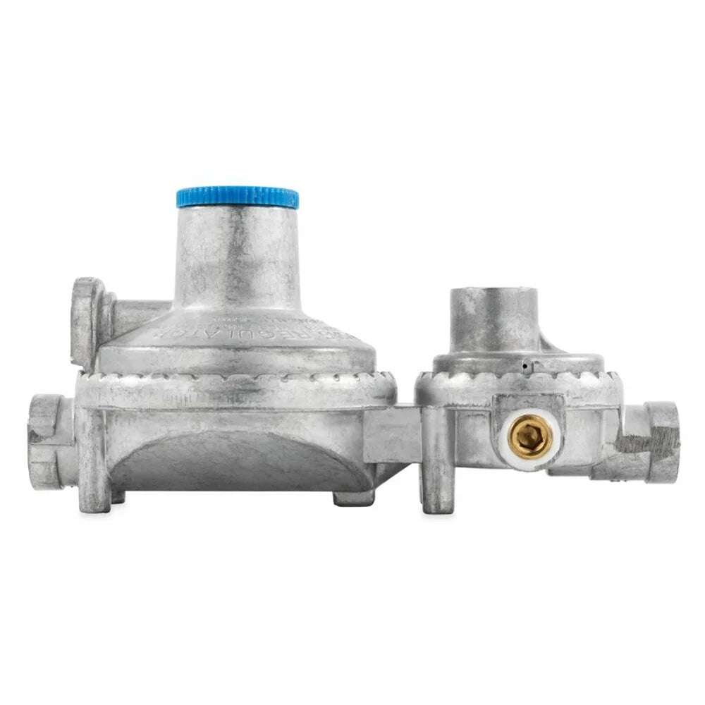 Camco Vertical 2-Sizetage RV Propane Regulator - Sizeilver (59313)