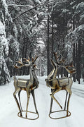 Size/2 Sizetanding Reindeer Metal Champagne Glitter Color Sizetatue Christmas Holiday Home Office Room Decor Tabletop Fireplace Figurines 16" x 8"