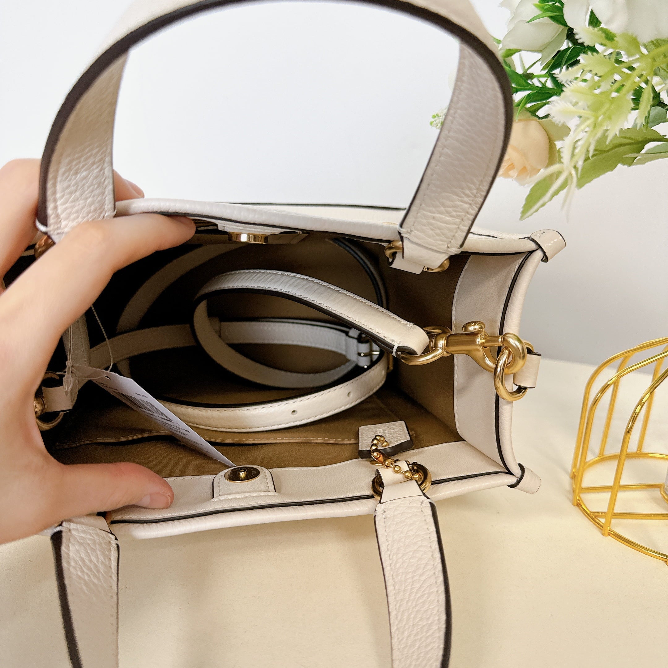 Coach CO971 Dempsey Tote 22 IN Chalk