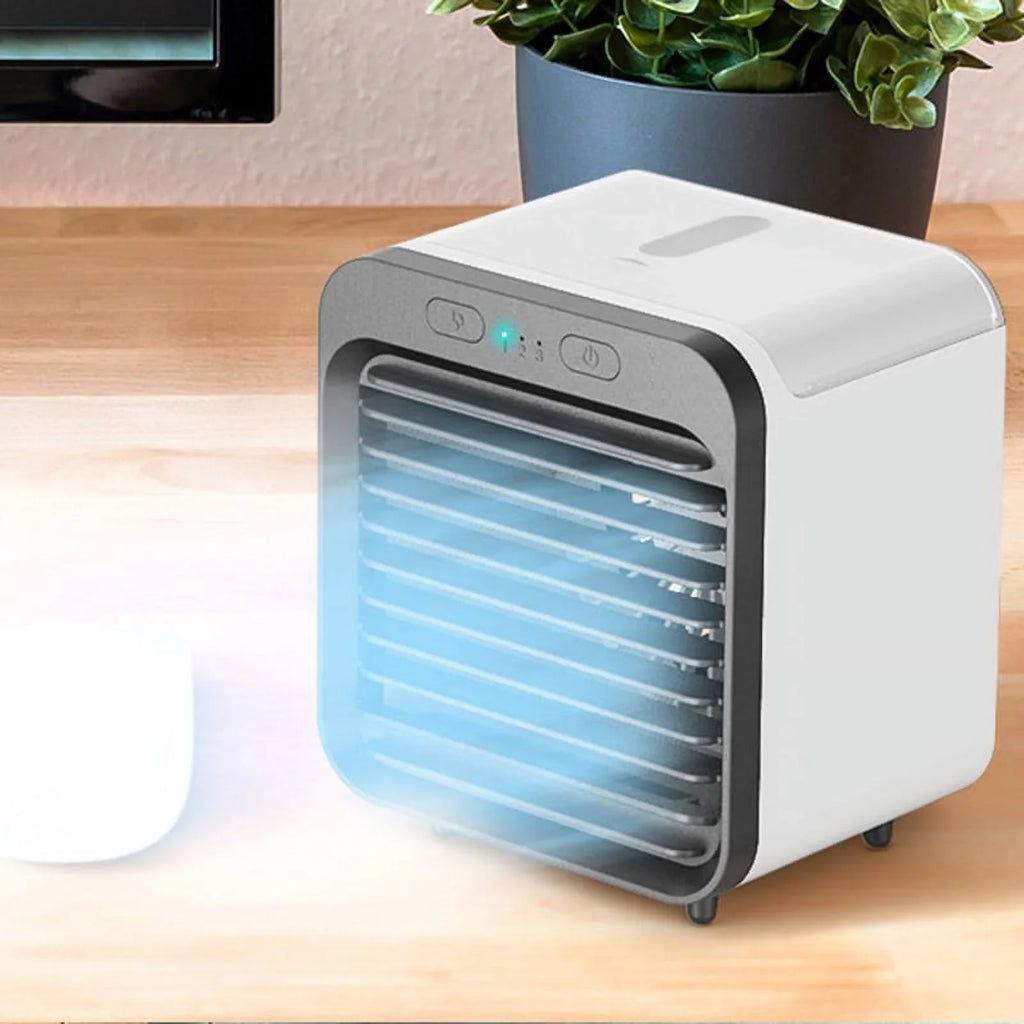 Mini air conditioner cooling artifact desktop refrigeration spray USizeB small fan student office cooler fan
