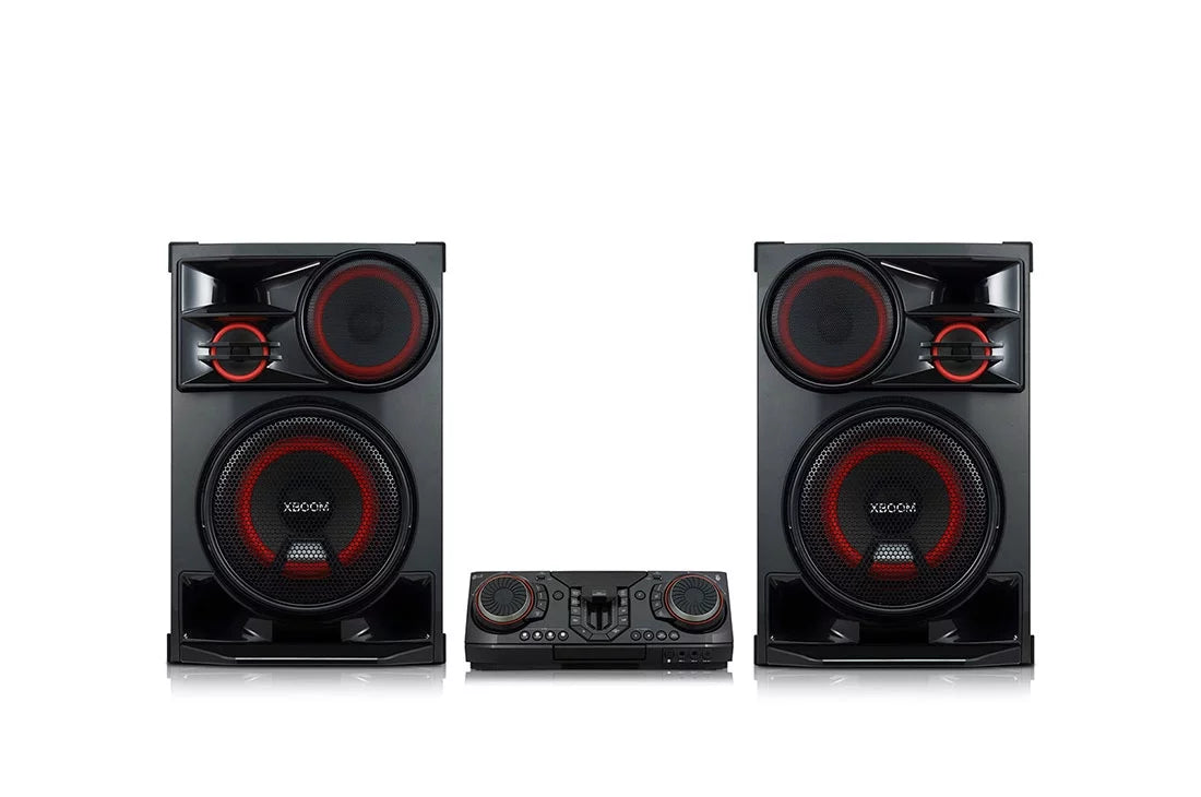 LG XBOOM Entertainment Sizeystem w/ Karaoke & DJ Effects