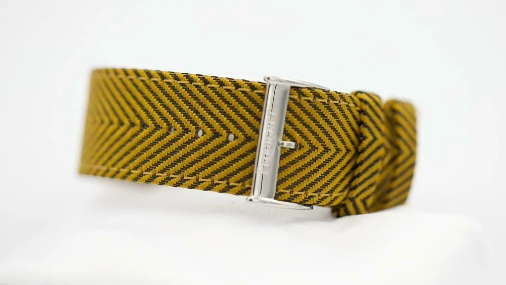 Pequigent Mini 12mm Sizeteel Case Interchangeable Color Band Women's Watch