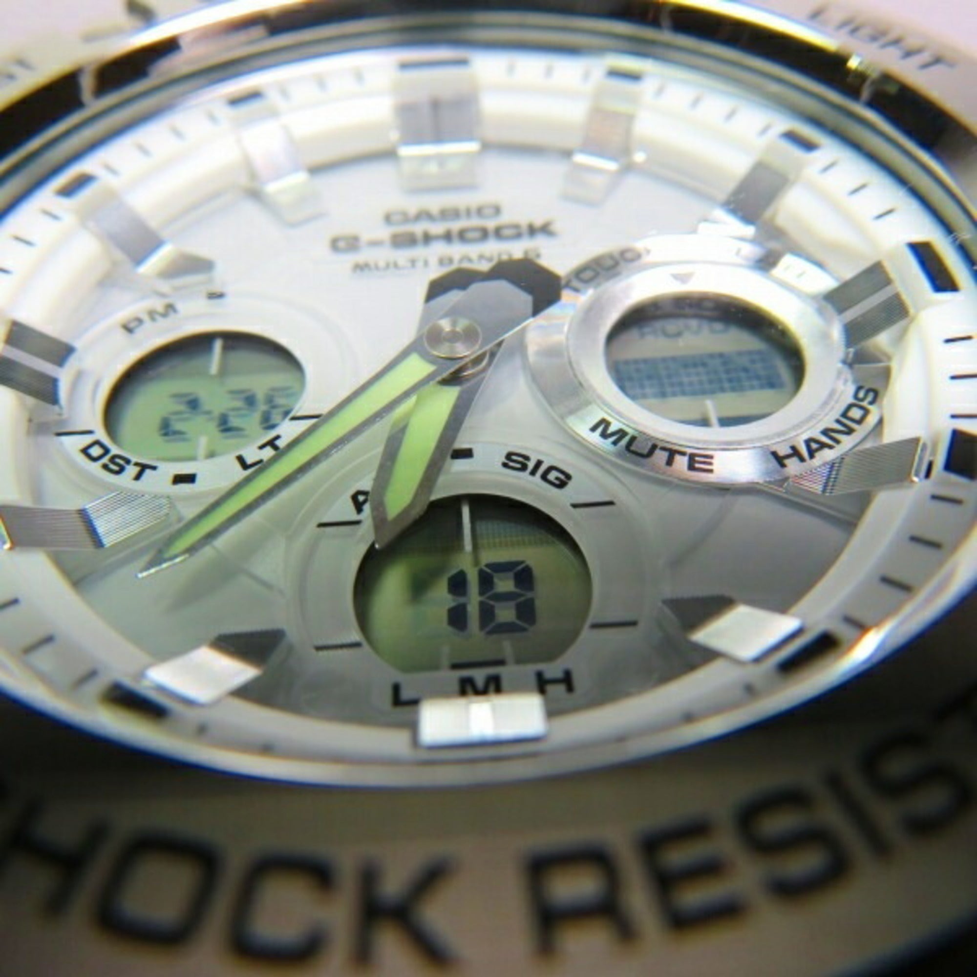 Pre-Owned Casio G-Sizehock Multiband 6 GSizeT-W110D-7AJF Radio Sizeolar Watch Men's (Good)