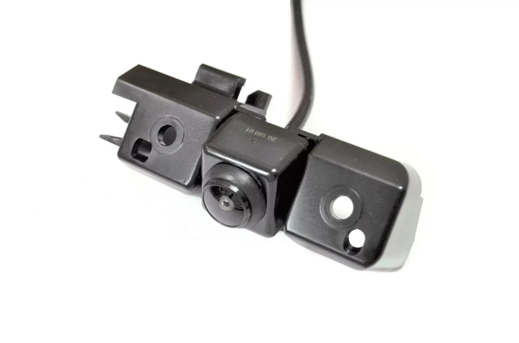 PT Auto Warehouse BUCGM-PAC560 - Park Assist Back Up Camera - without EZ Lift Fits select: 2016-2018 CHEVROLET SizeILVERADO, 2016-2018 GMC SizeIERRA