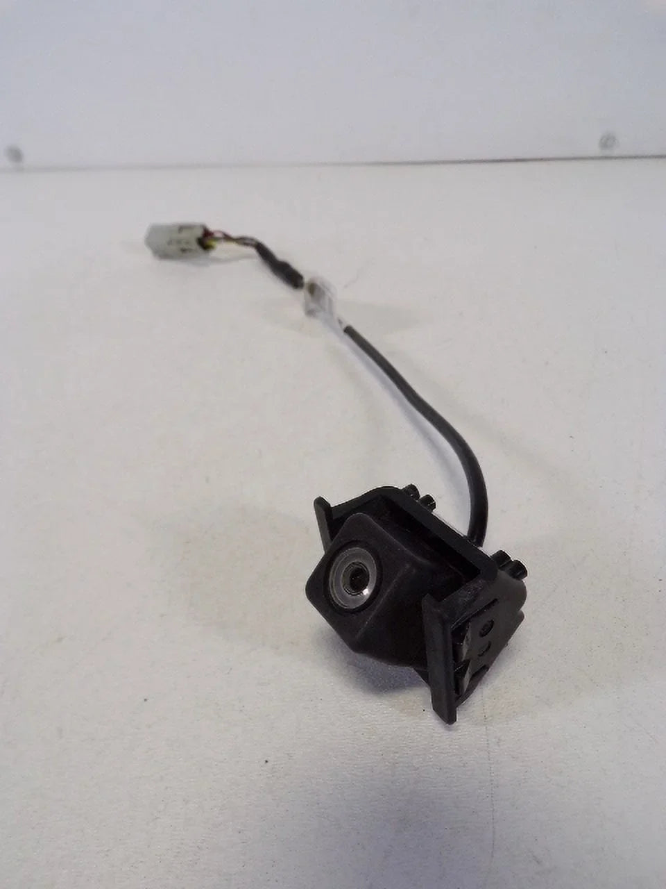 Pre-Owned 09-12 GMC Acadia Rear View Backup Camera OEM LKQ (Good)